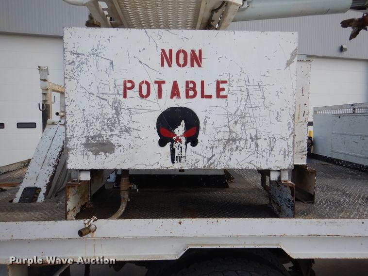 image for item DL2186 2009 International DuraStar 4300  digger derrick truck