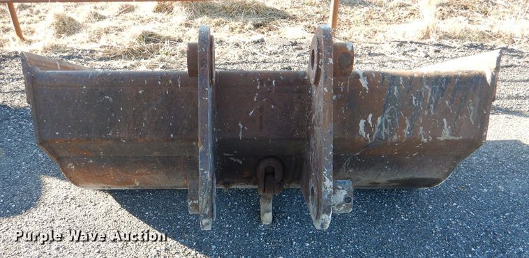 image for item DL2198 Hendrix  74"W excavator bucket