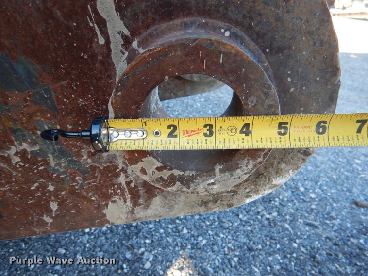 image for item DL2198 Hendrix  74"W excavator bucket