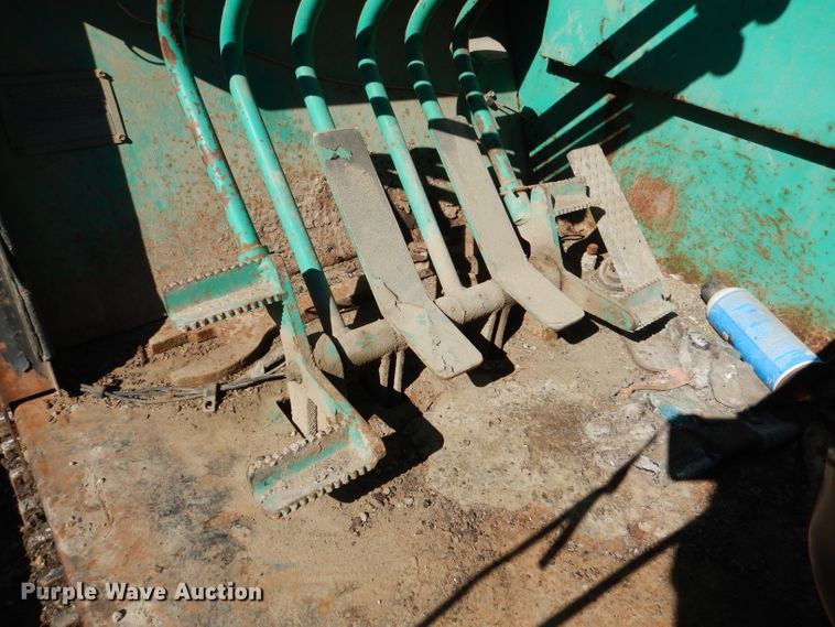 image for item DL2199 (2) cranes