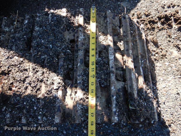 image for item DL2199 (2) cranes