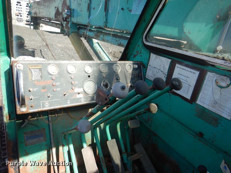 image for item DL2199 (2) cranes