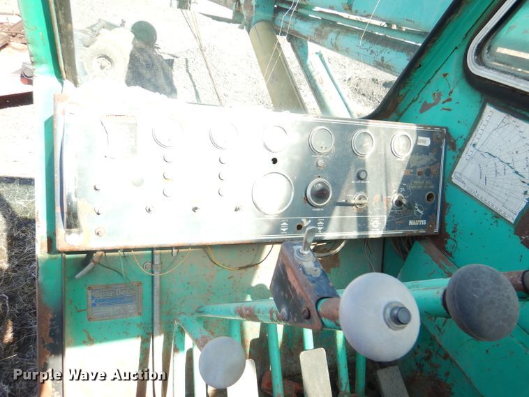 image for item DL2199 (2) cranes