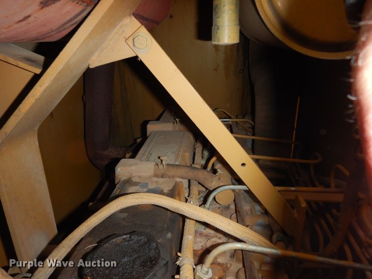 image for item DM2795 1994 Caterpillar 933  track loader