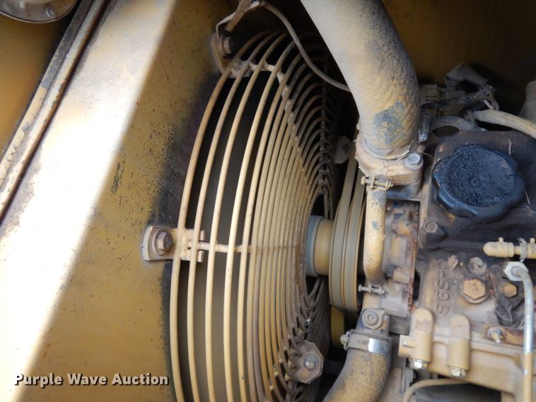 image for item DM2795 1994 Caterpillar 933  track loader