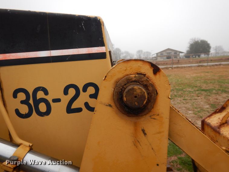 image for item DM2795 1994 Caterpillar 933  track loader