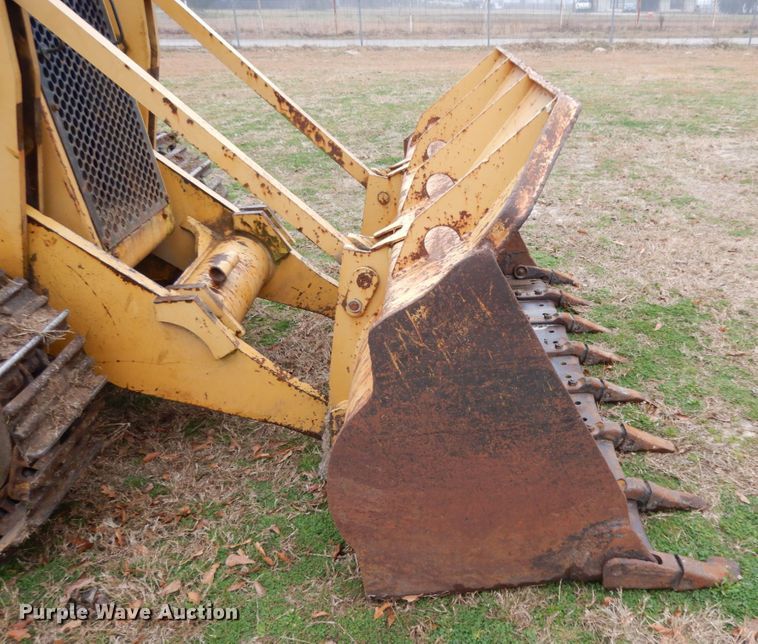 image for item DM2795 1994 Caterpillar 933  track loader