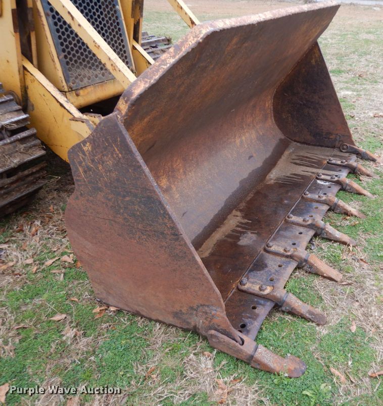 image for item DM2795 1994 Caterpillar 933  track loader