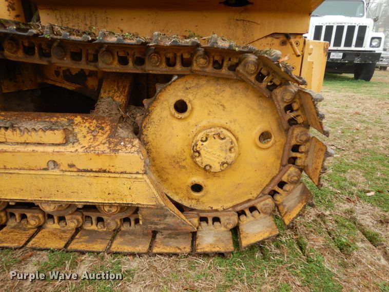 image for item DM2795 1994 Caterpillar 933  track loader