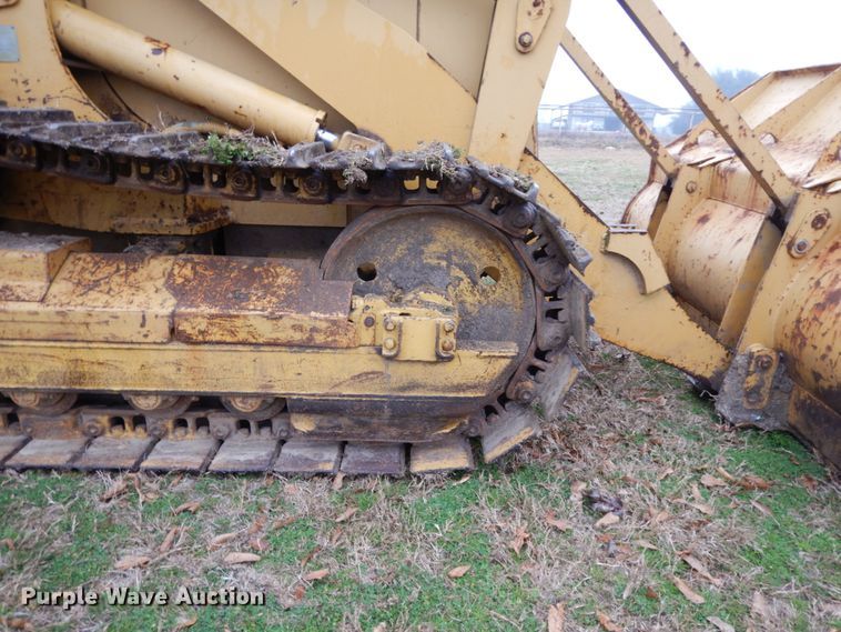 image for item DM2795 1994 Caterpillar 933  track loader