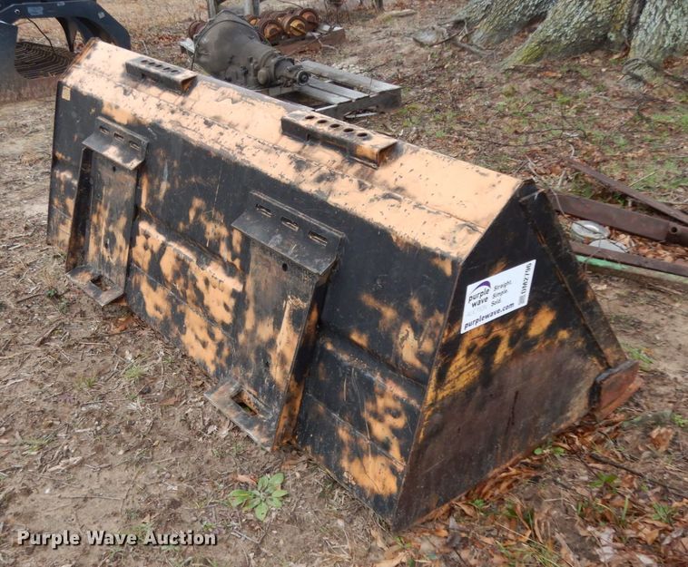 image for item DM2796 Case 72"W bucket