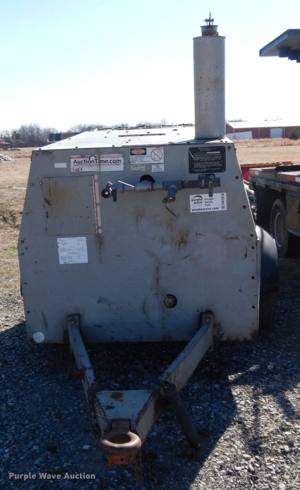 image for item DM2818 1999 Leroi A219-221-3  air compressor