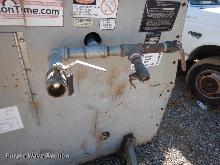 image for item DM2818 1999 Leroi A219-221-3  air compressor