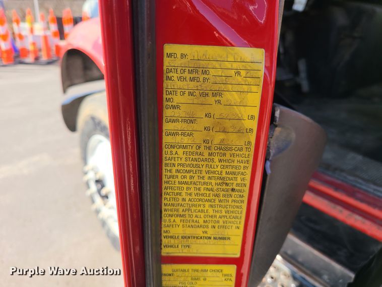 image for item DN6154 2002 International 4900 dump truck