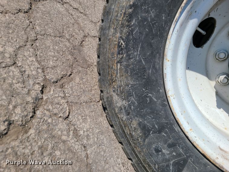 image for item DN6154 2002 International 4900 dump truck