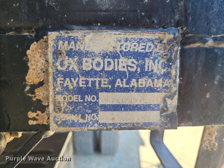 image for item DN6160 1995 Ford L9000  dump truck