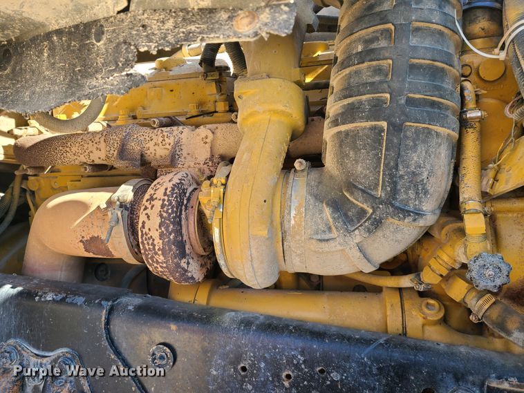 image for item DN6160 1995 Ford L9000  dump truck