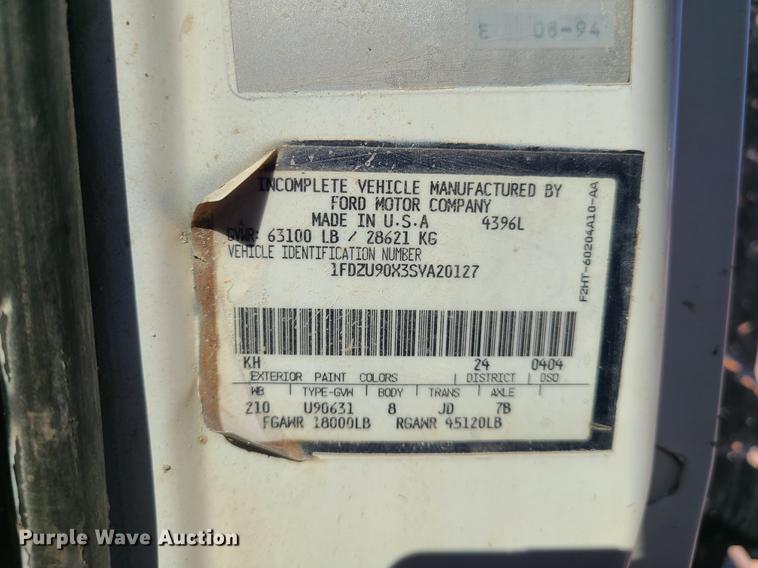 image for item DN6160 1995 Ford L9000  dump truck