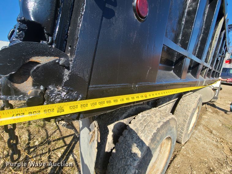 image for item DN6161 1999 International 9200  dump truck