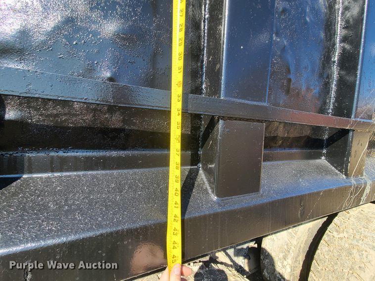 image for item DN6161 1999 International 9200  dump truck