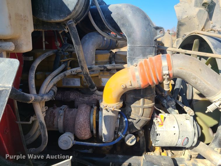 image for item DN6161 1999 International 9200  dump truck