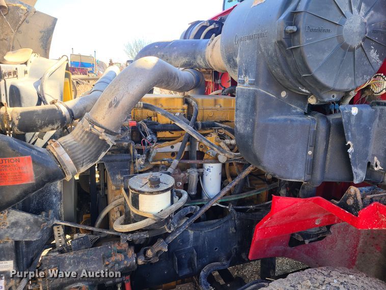 image for item DN6161 1999 International 9200  dump truck