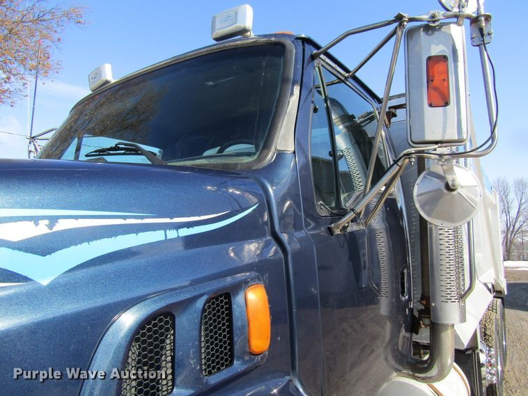 image for item GC9802 2005 Sterling LT9500  dump truck