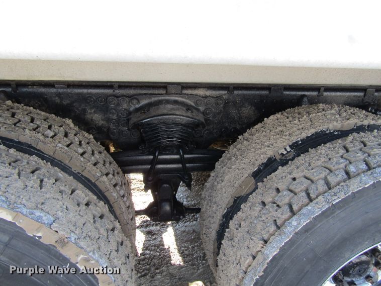 image for item GC9802 2005 Sterling LT9500  dump truck