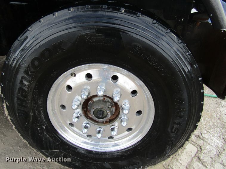 image for item GC9802 2005 Sterling LT9500  dump truck