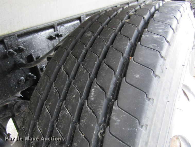 image for item GC9802 2005 Sterling LT9500  dump truck