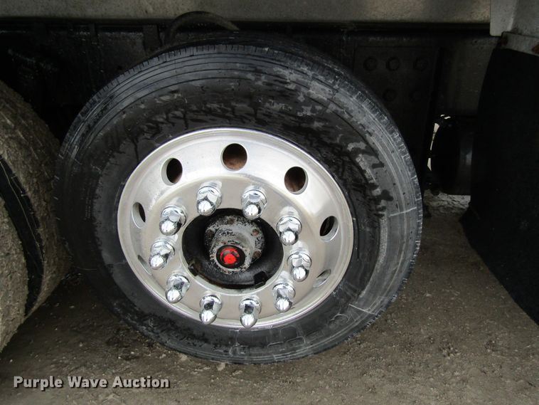 image for item GC9802 2005 Sterling LT9500  dump truck