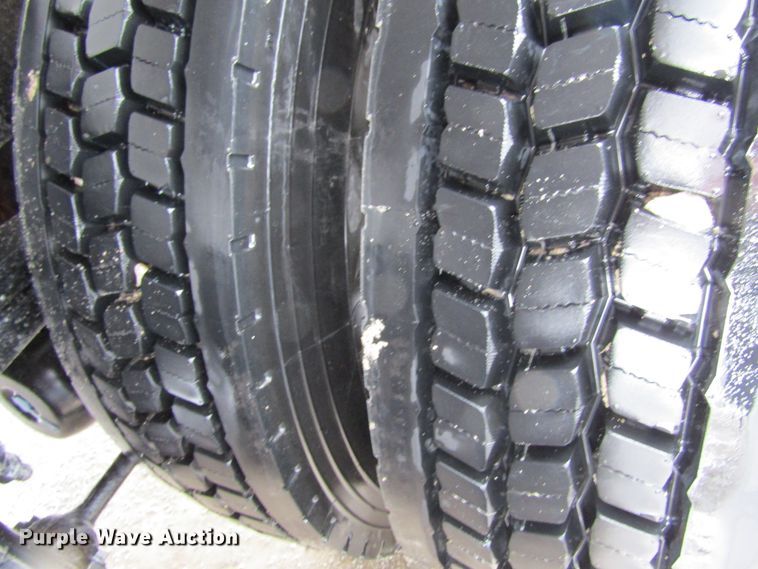 image for item GC9802 2005 Sterling LT9500  dump truck