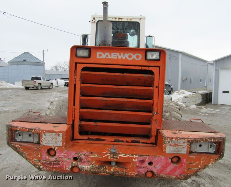 image for item GC9803 1999 Daewoo Mega 250-III  wheel loader