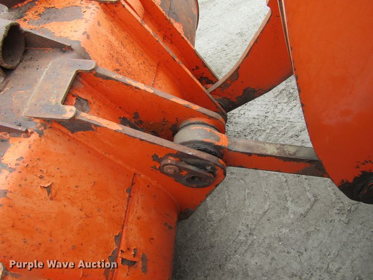 image for item GC9803 1999 Daewoo Mega 250-III  wheel loader