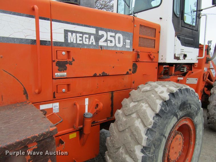image for item GC9803 1999 Daewoo Mega 250-III  wheel loader