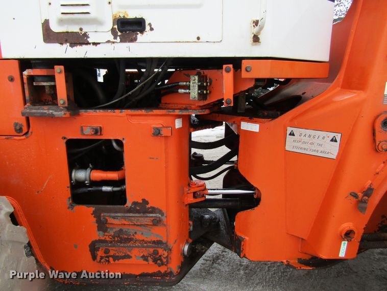 image for item GC9803 1999 Daewoo Mega 250-III  wheel loader