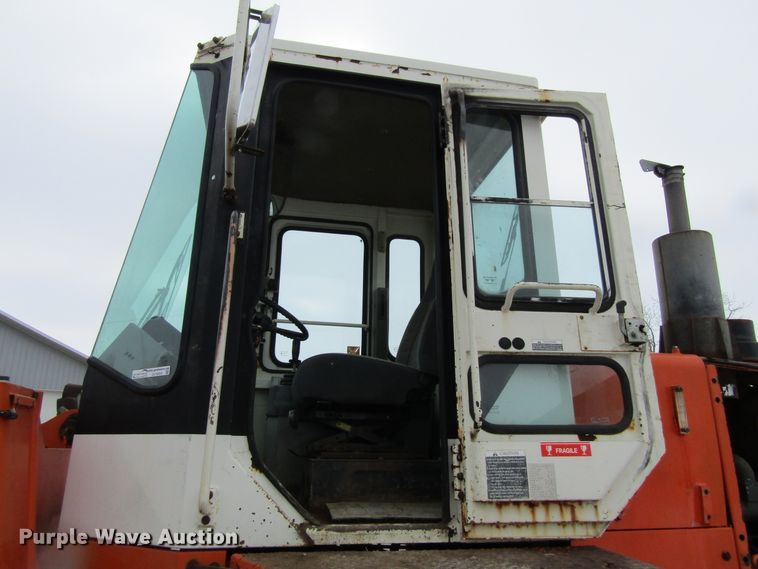 image for item GC9803 1999 Daewoo Mega 250-III  wheel loader