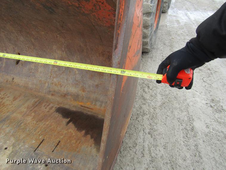 image for item GC9803 1999 Daewoo Mega 250-III  wheel loader