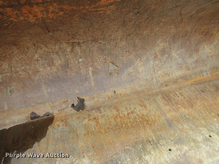 image for item GC9803 1999 Daewoo Mega 250-III  wheel loader