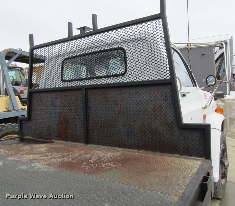 image for item GC9804 1983 Chevrolet D6500  flatbed truck