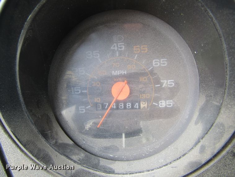 image for item GC9804 1983 Chevrolet D6500  flatbed truck