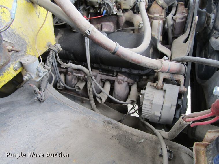 image for item GC9804 1983 Chevrolet D6500  flatbed truck