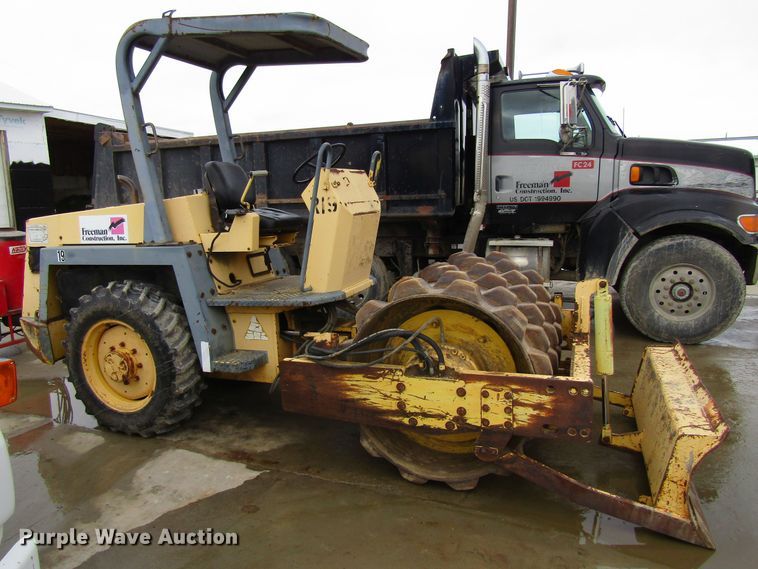 image for item GC9805 1989 Bomag BW142PDB  single drum vibratory roller