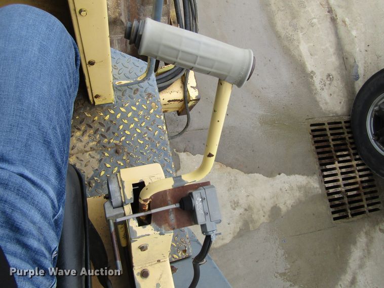 image for item GC9805 1989 Bomag BW142PDB  single drum vibratory roller