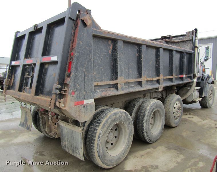 image for item GC9806 2001 Sterling LT9500  dump truck