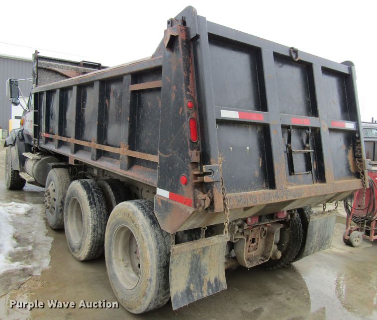 image for item GC9806 2001 Sterling LT9500  dump truck