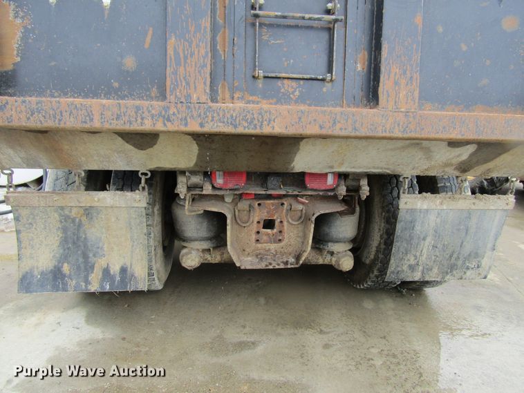 image for item GC9806 2001 Sterling LT9500  dump truck