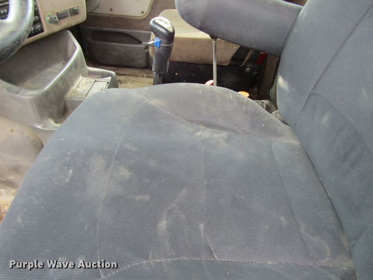 image for item GC9806 2001 Sterling LT9500  dump truck