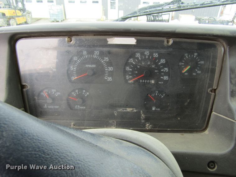 image for item GC9806 2001 Sterling LT9500  dump truck