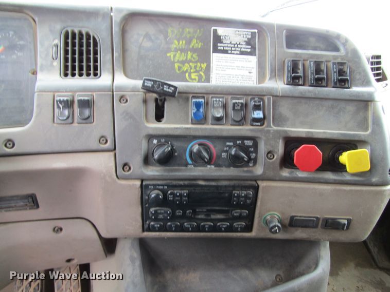 image for item GC9806 2001 Sterling LT9500  dump truck